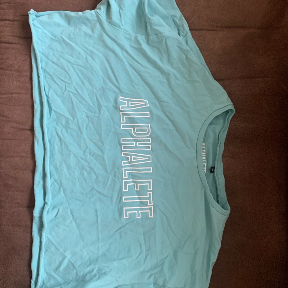 blue alphalete crop tee